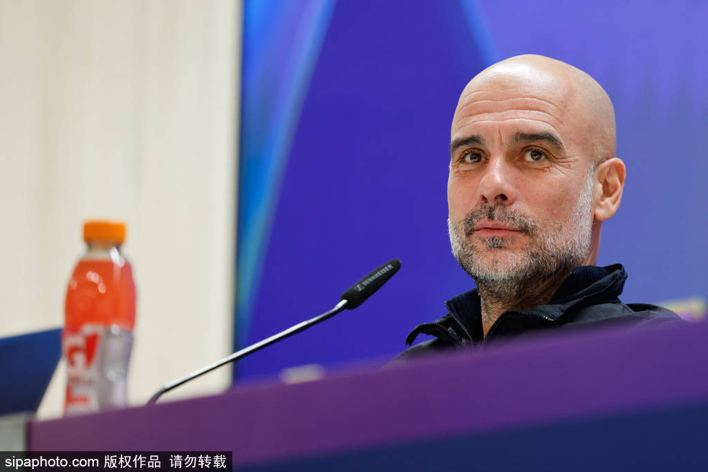 信用平台出租_曼城连换三人！哈兰德、福登被换下信用平台出租，马尔穆什、萨维尼奥出场背后的战术解析与球迷反应