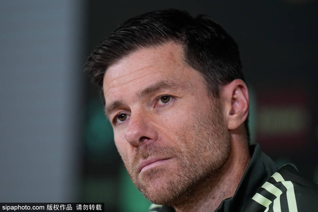 皇冠足球比分_阿隆索：皇马历史上首位执教超30场却无冠的主帅皇冠足球比分，背后的故事与战术解析