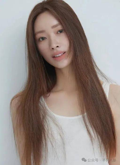 皇冠信用网代理_要结婚了皇冠信用网代理？恋情居然瞒了整整六年......